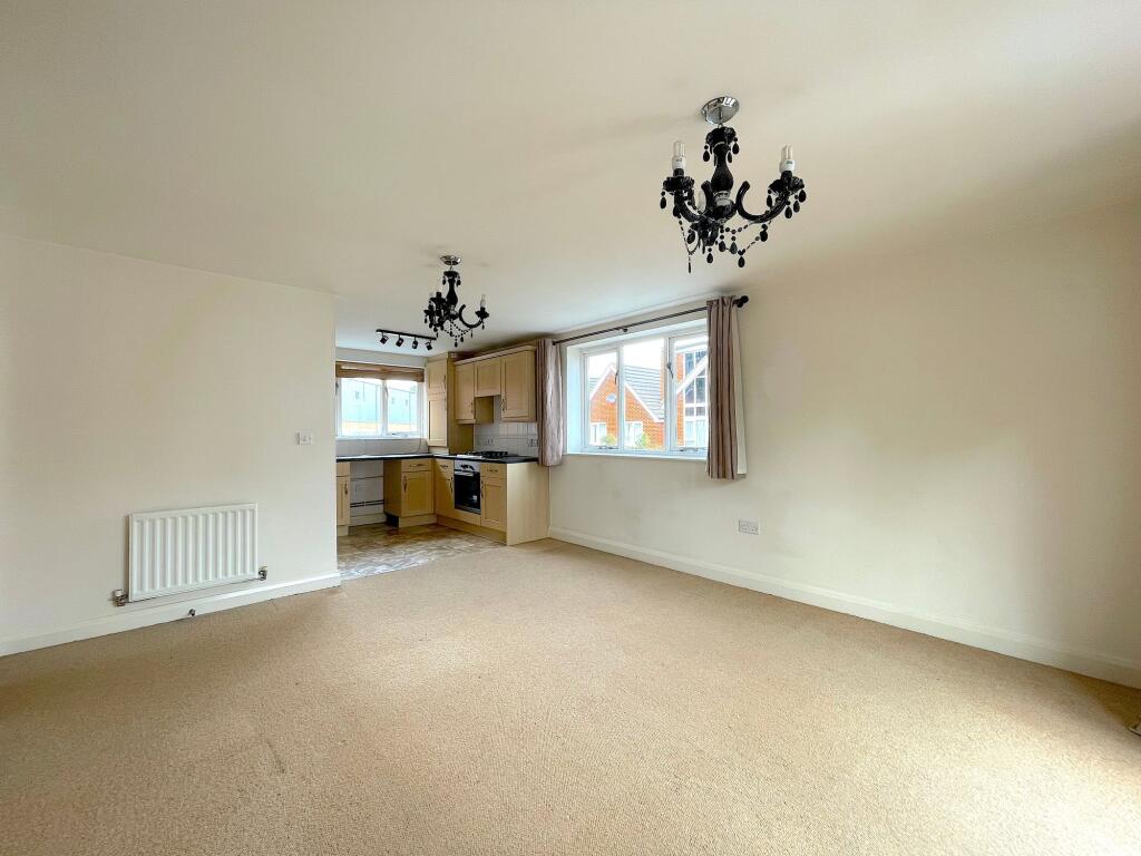 Living Room/Dining Room/Kitchen (1)