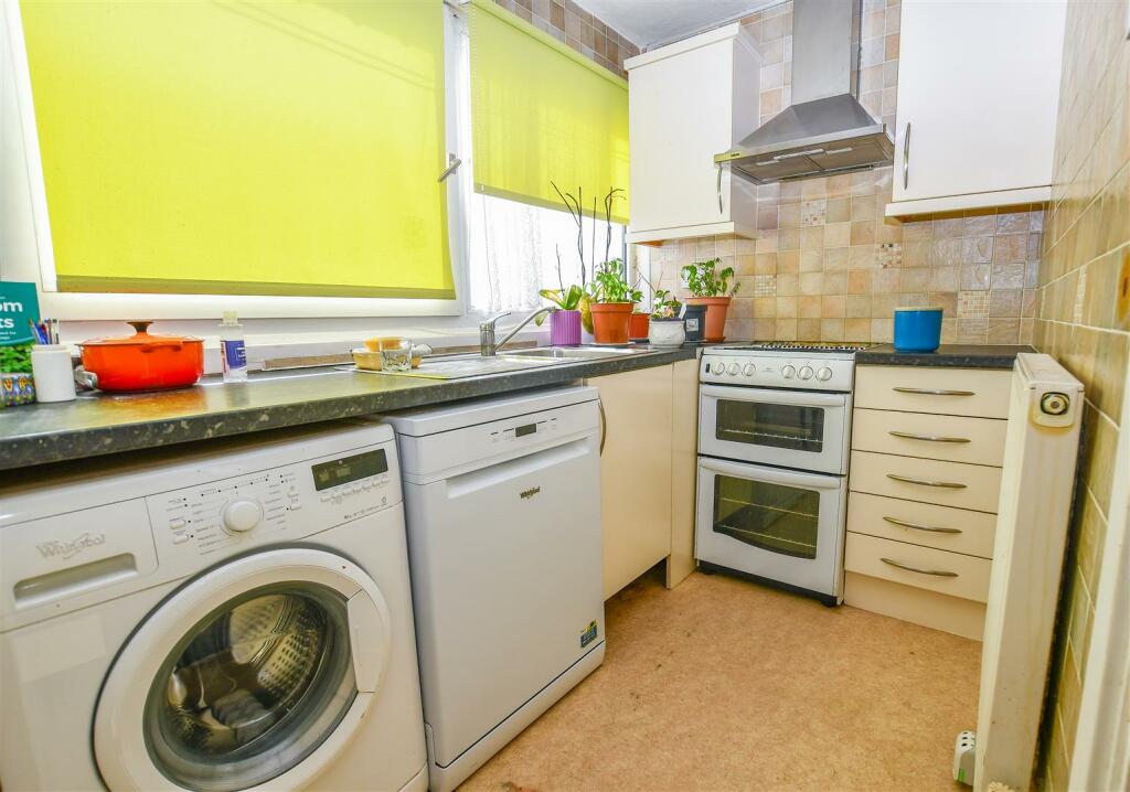 Kitchen .jpg