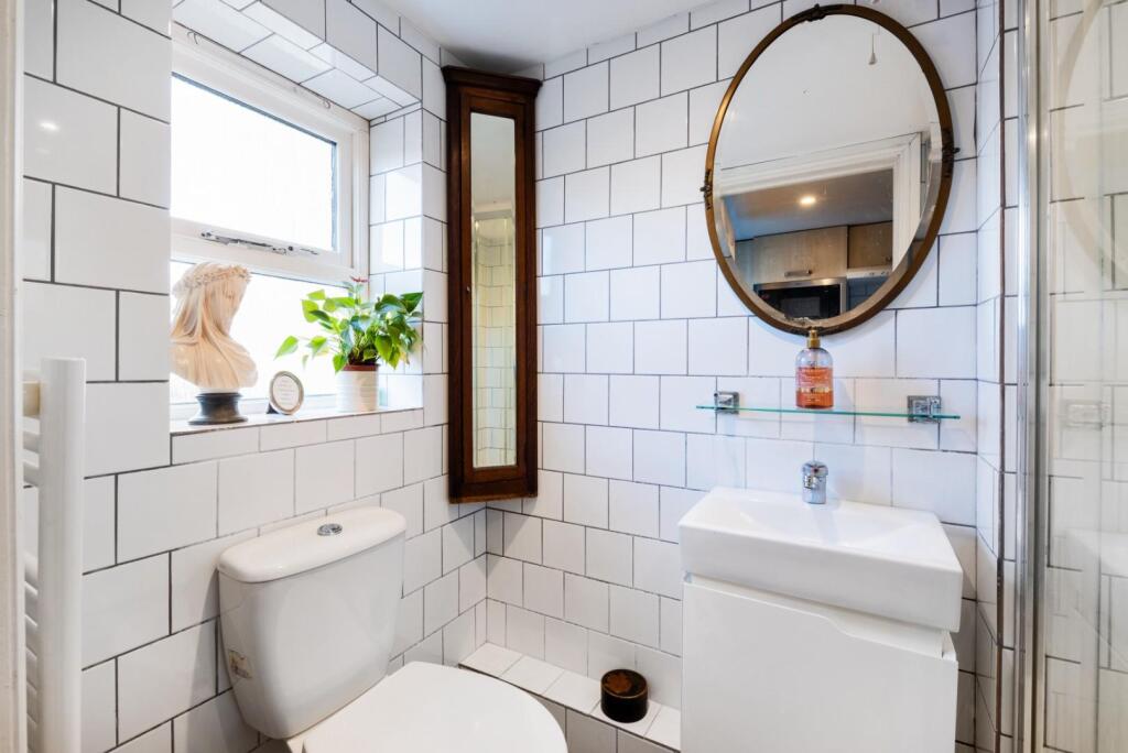 11a Claverton Buildings, Bath, BA2 4lD-15.jpg