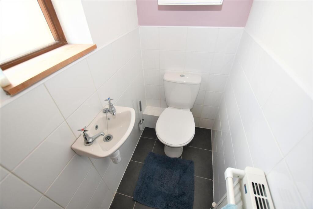 Downstairs WC.jpg