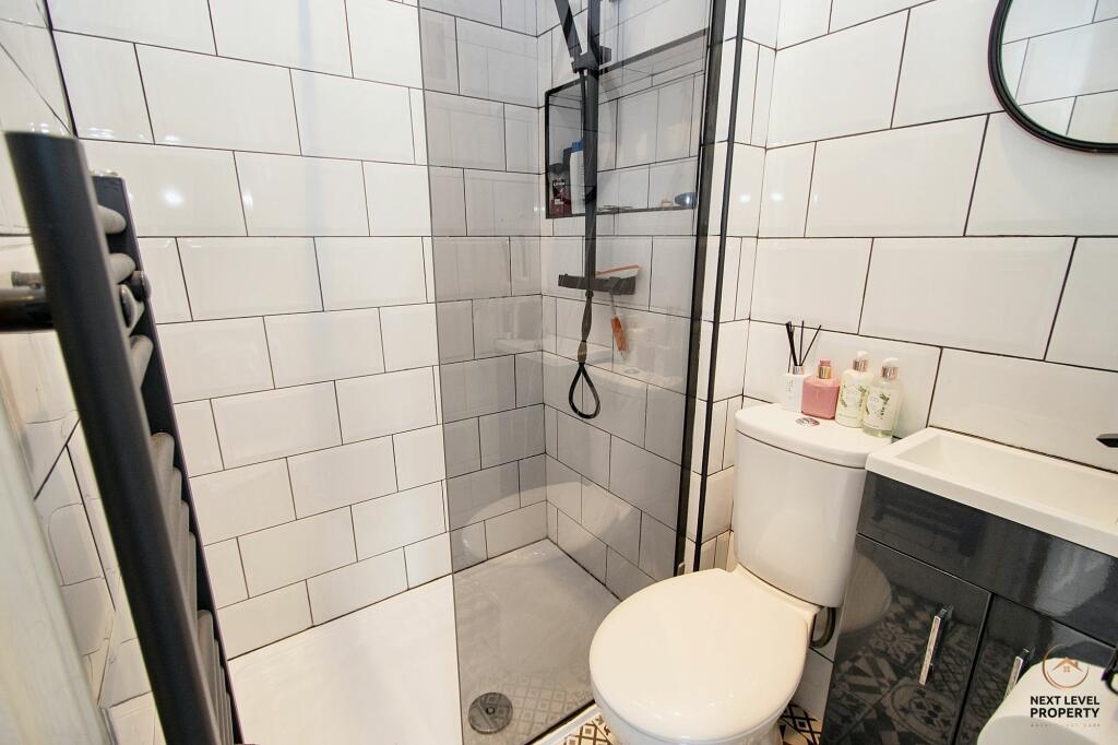 En-Suite Shower Room