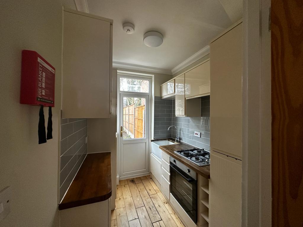 3 Bedroom, 2 Reception House