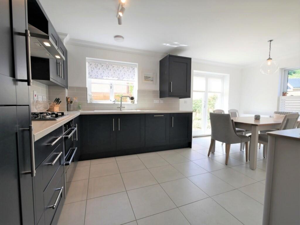 KITCHEN AND DININ...