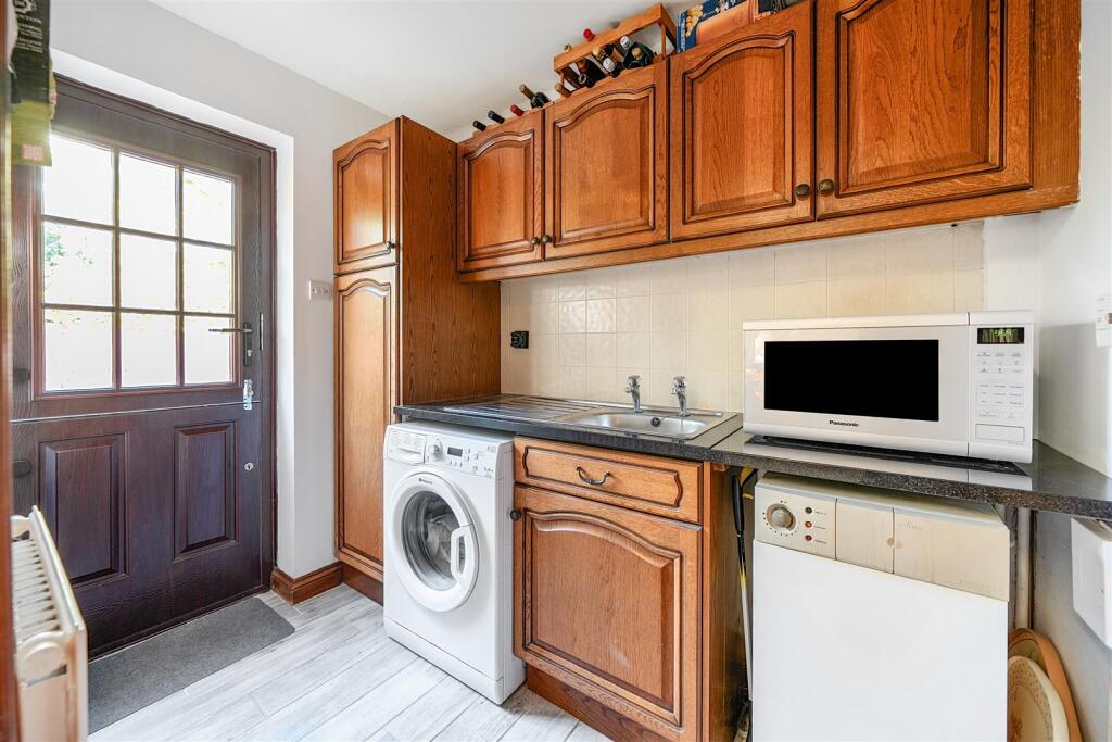 Kudamanta, Caldecote (18).jpg