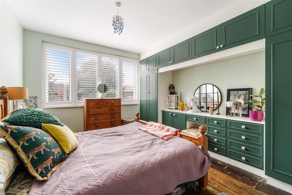 WHITESHORSE DRIVE (5).jpg