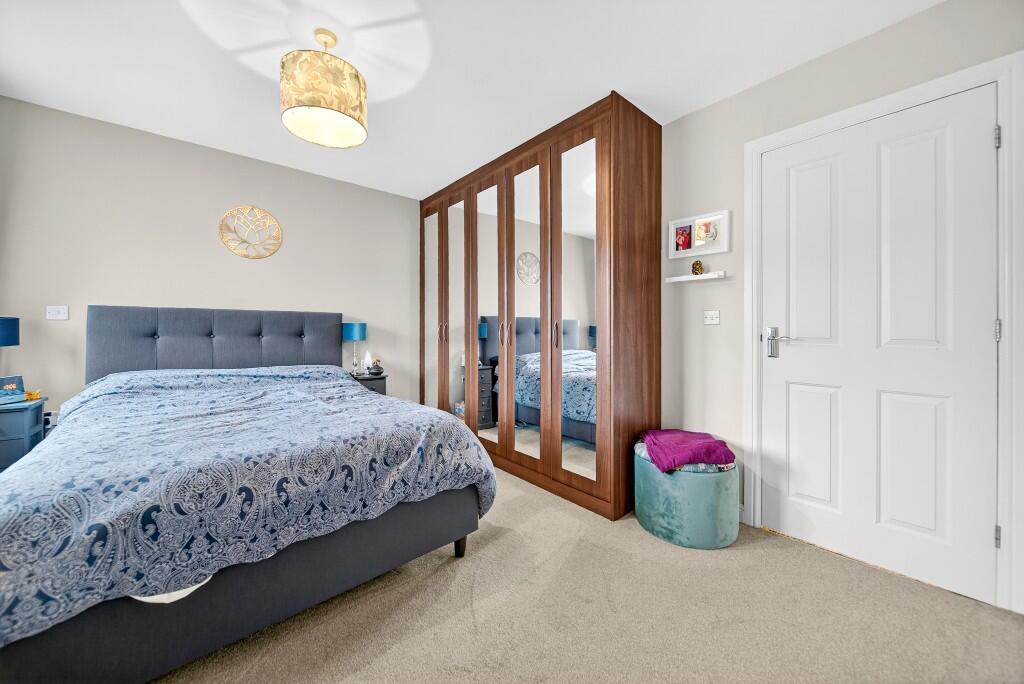 Main Bed
