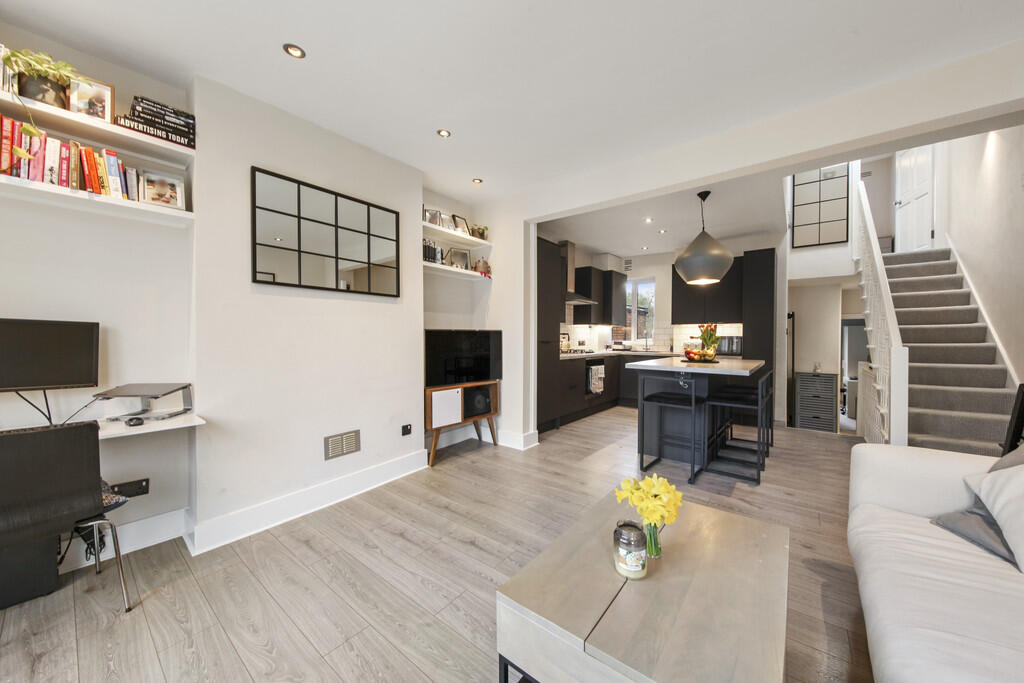 281b Chapter Road...