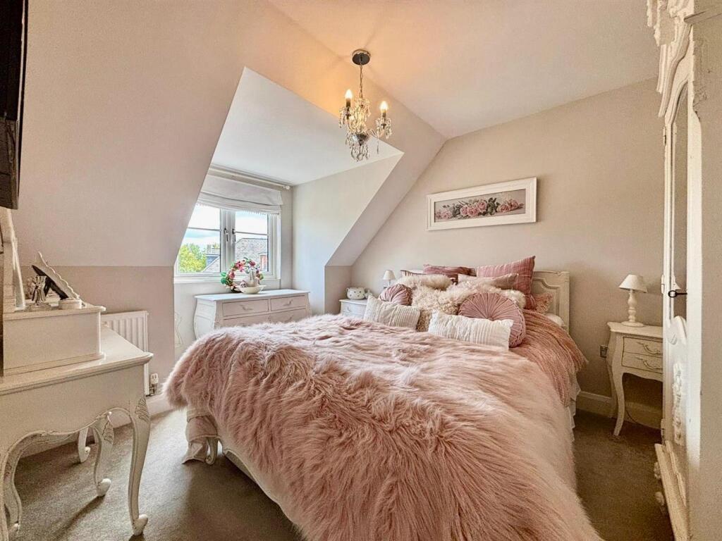 WhatsApp Image 2025-06-17 at 11.51.47_52bf1e38.jpg