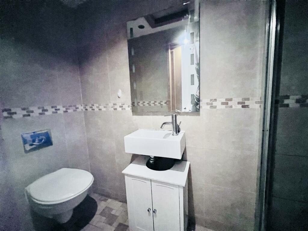 Ensuite Two
