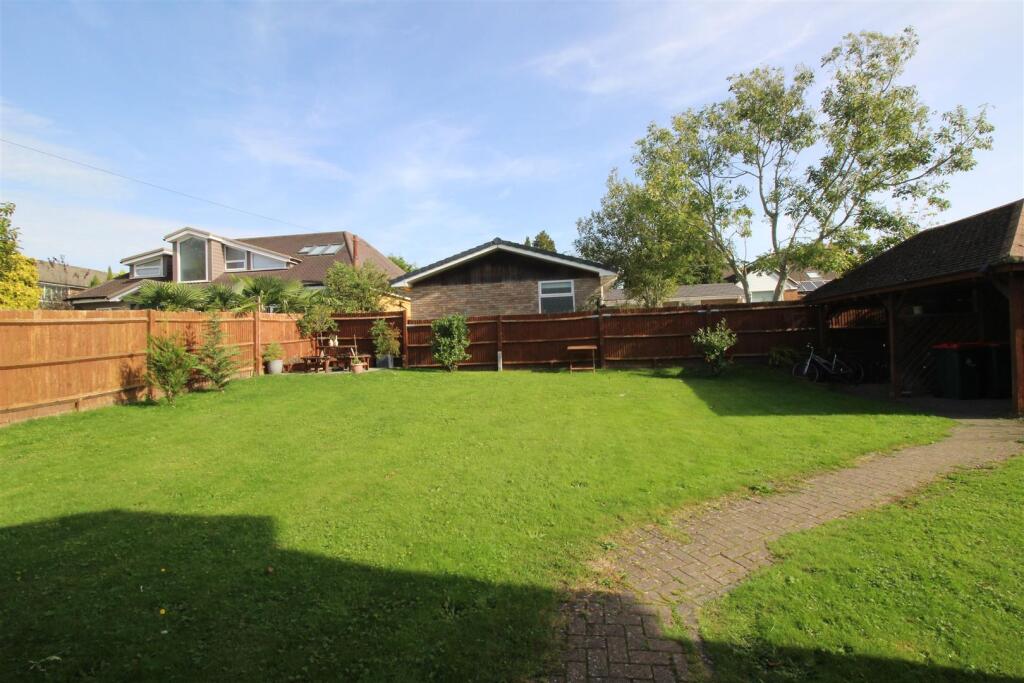 Communal gardens.JPG