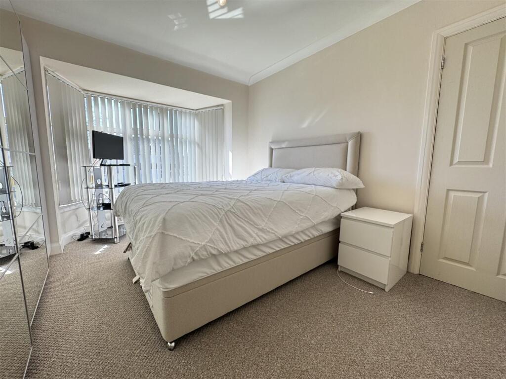 IMG_8697 (Large).JPG