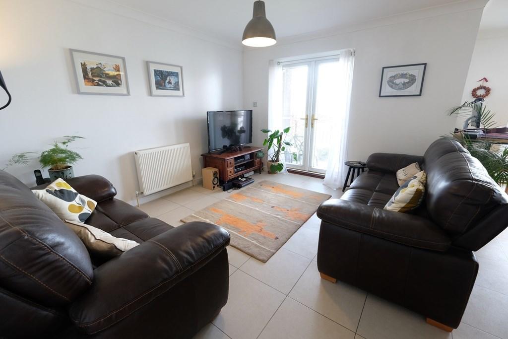 OPEN PLAN ROOM