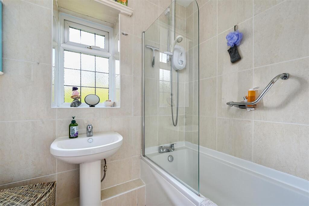 186 COODEN DRIVE - TN393AH (33).jpg