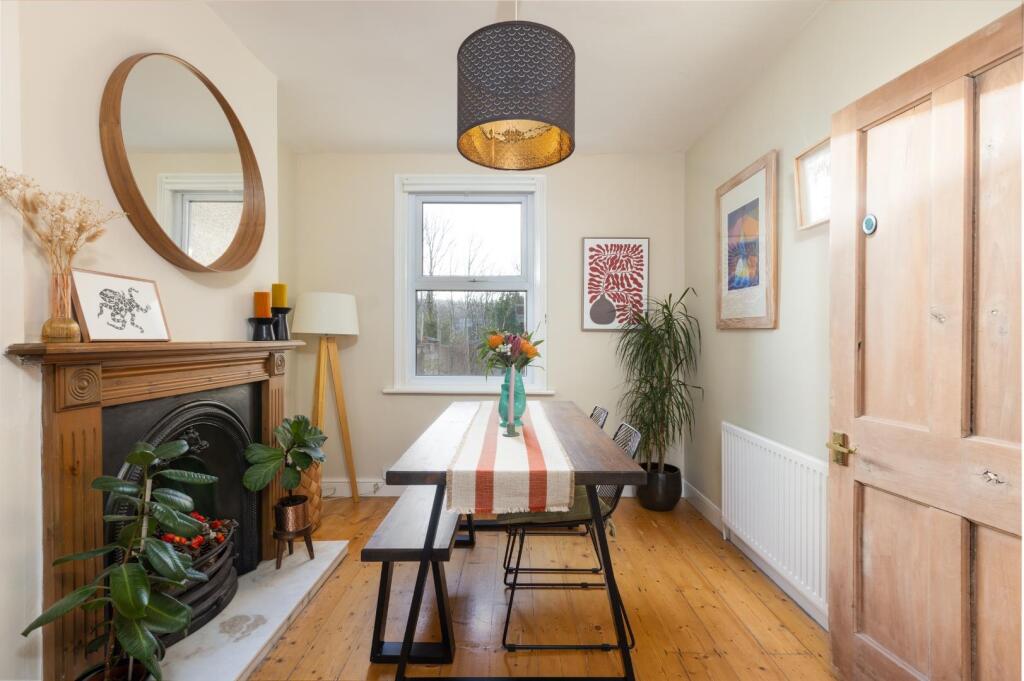 33 Repton Road, BS4-25.jpg