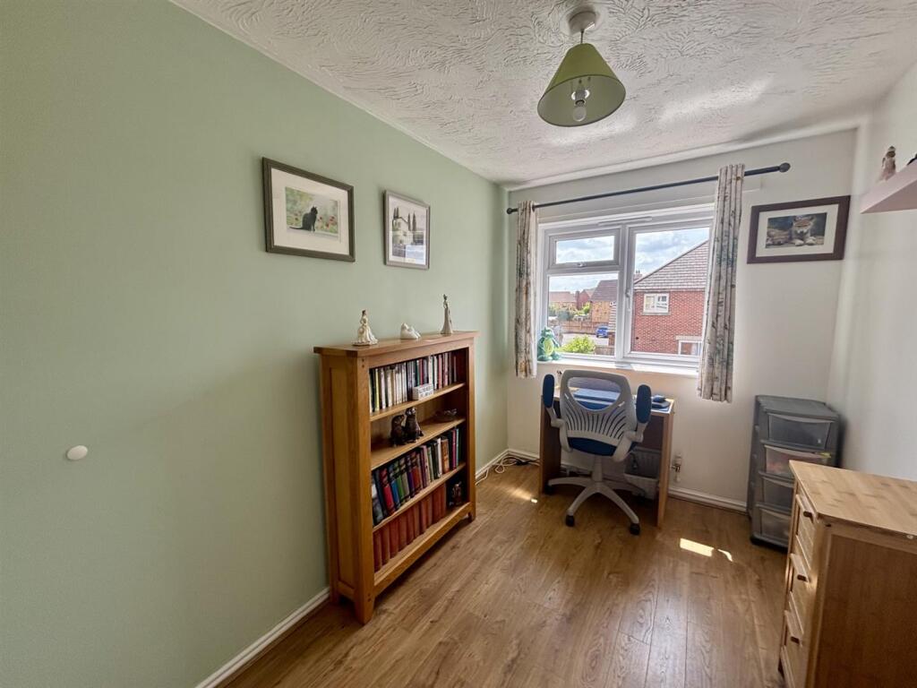 Bedroom 2 2.jpg