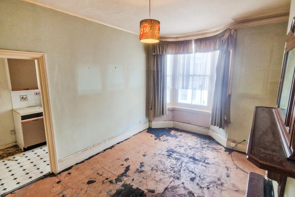 Flat 2, 38 Lansdowne Street, Hove, BN3 1FR