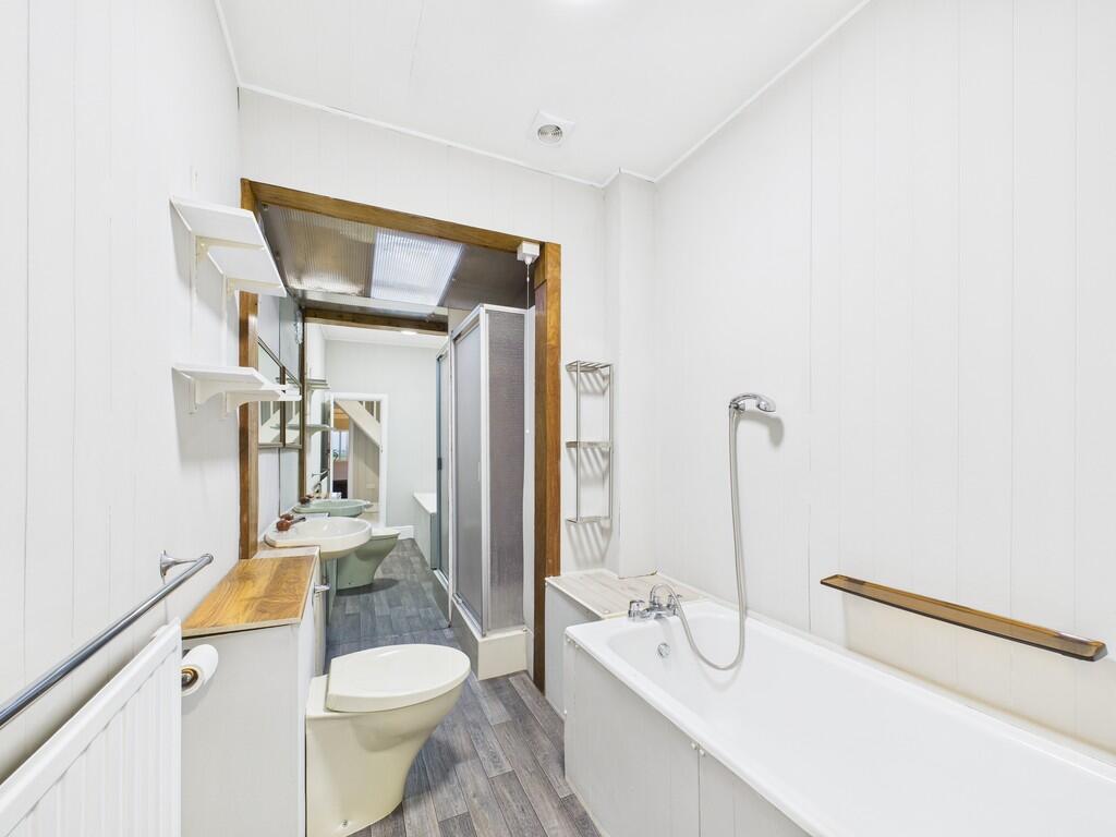 Family bathroom