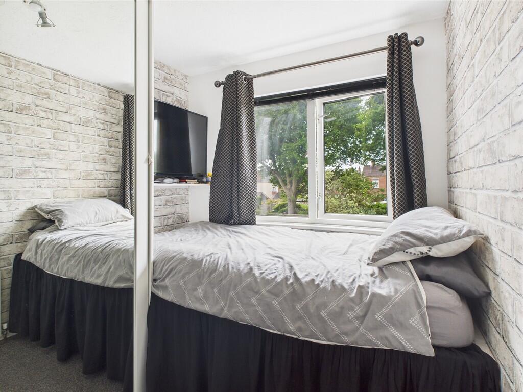 CAM05068G0-PR0028...