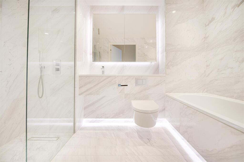 Bathroom Two     .jpg