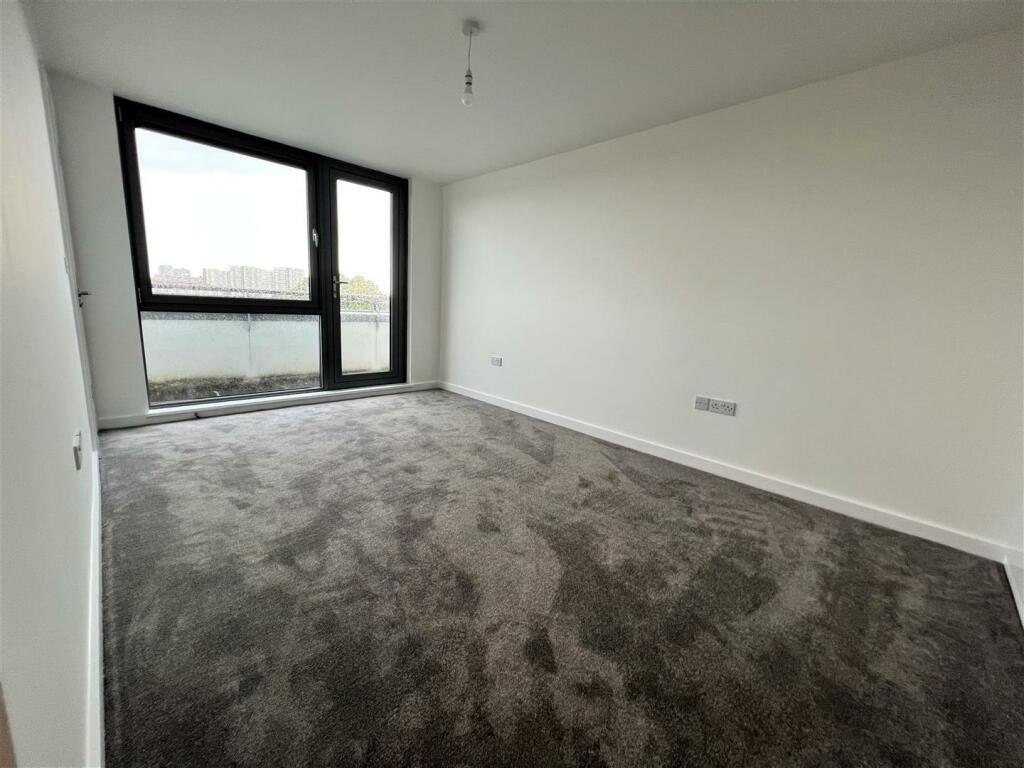 Main Bedroom.jpg