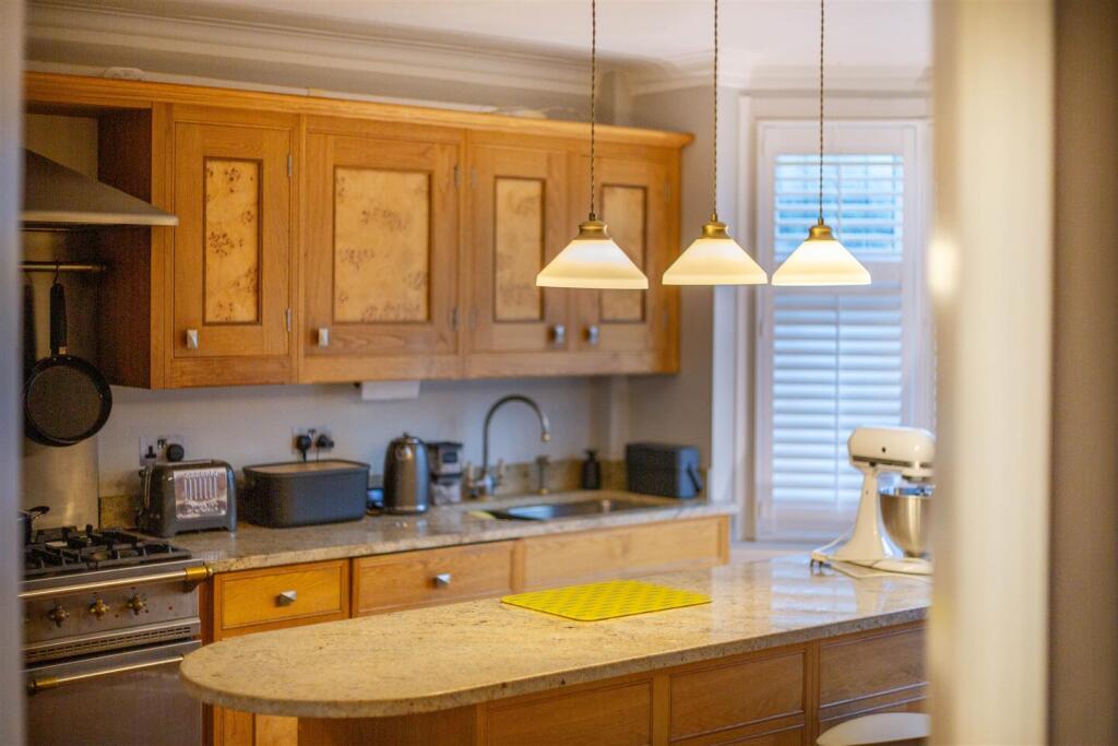 51-embercourt-road (9).jpg