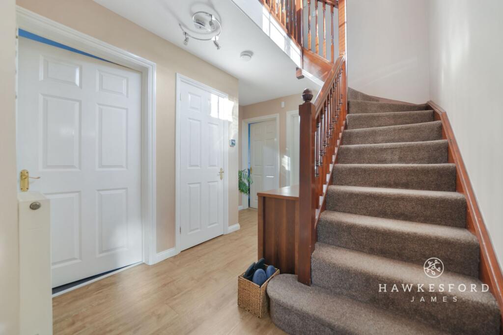 Stangate Drive, Iwade - Entrance hall