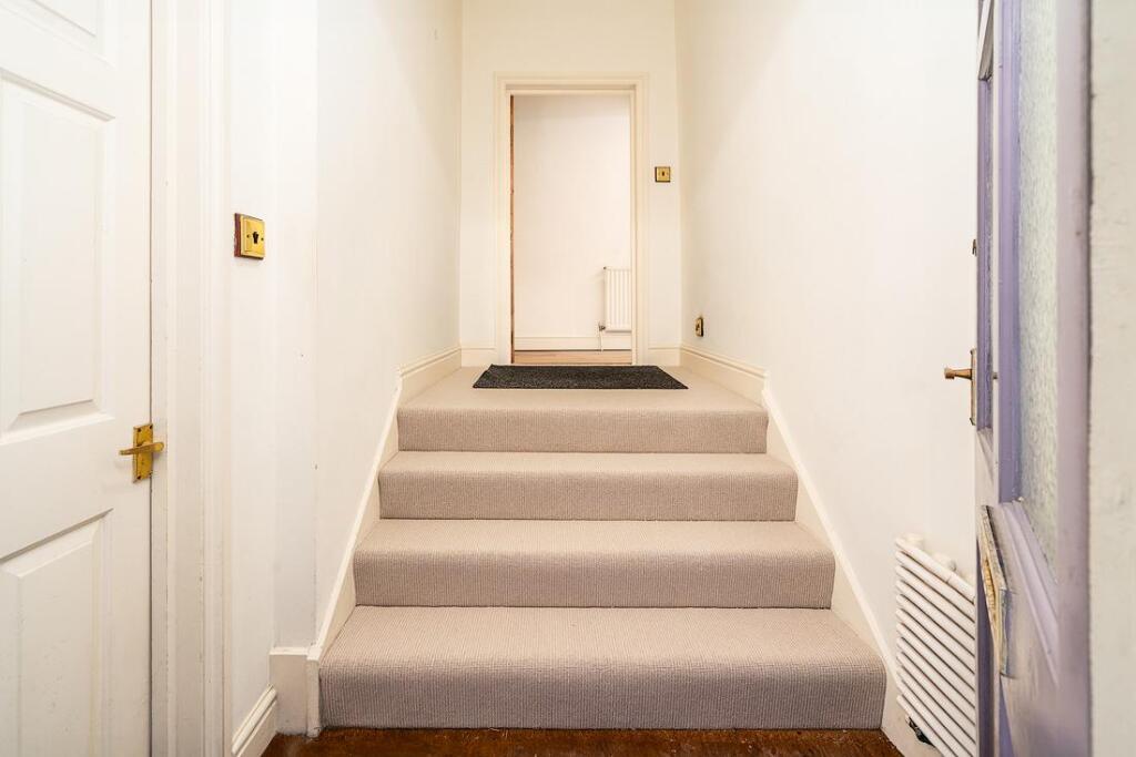18a Portland Place, Bath, BA1 2RZ-8-sharpened.jpg