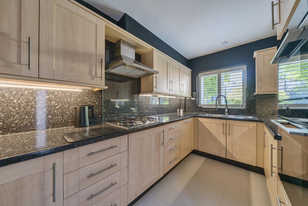 1294177-29-682482...