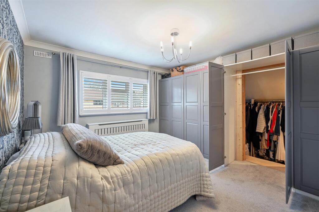 ATROBUS CLOSE, 1- (11).jpg