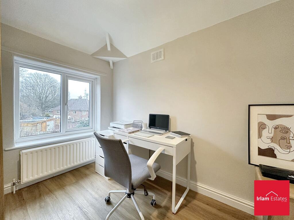 BEDROOM 4