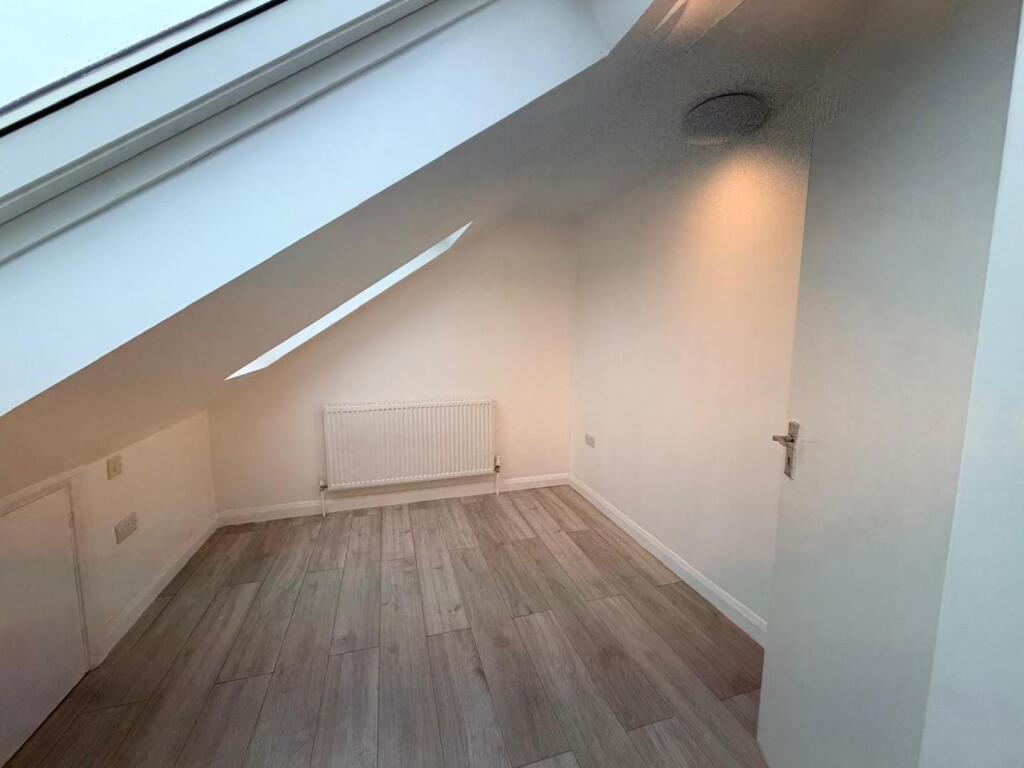 WhatsApp Image 2025-12-04 at 14.29.21 (5).jpeg