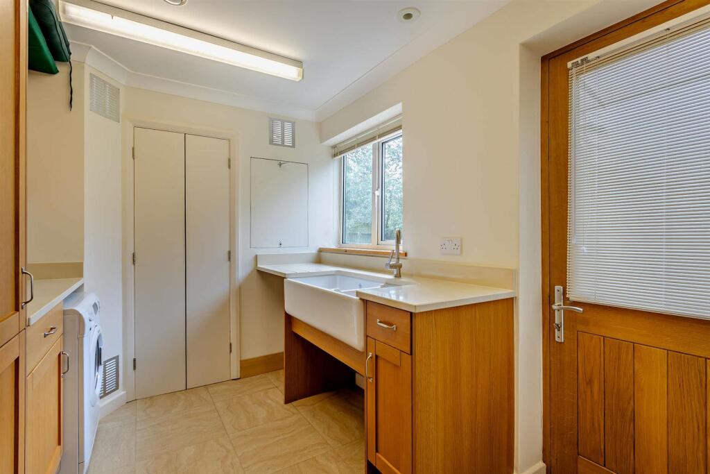8617501-interior22-800.jpg