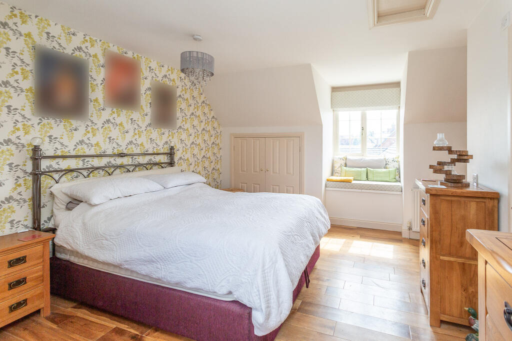 bedroom 1a