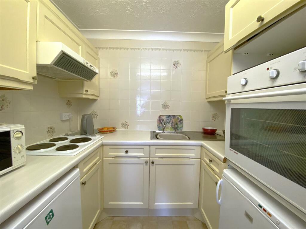 Kitchen.jpg