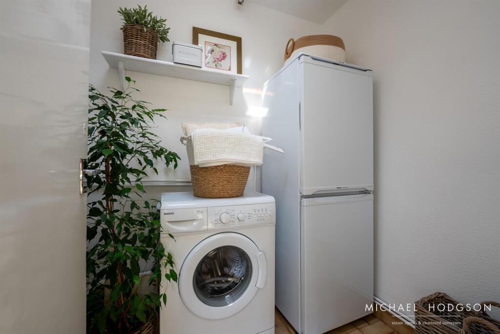 Queen Alexandra Road-23.jpg