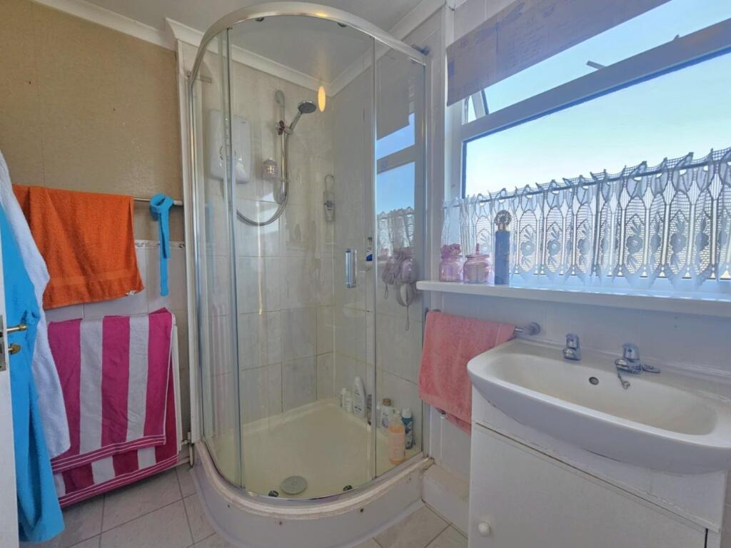 Shower.jpg