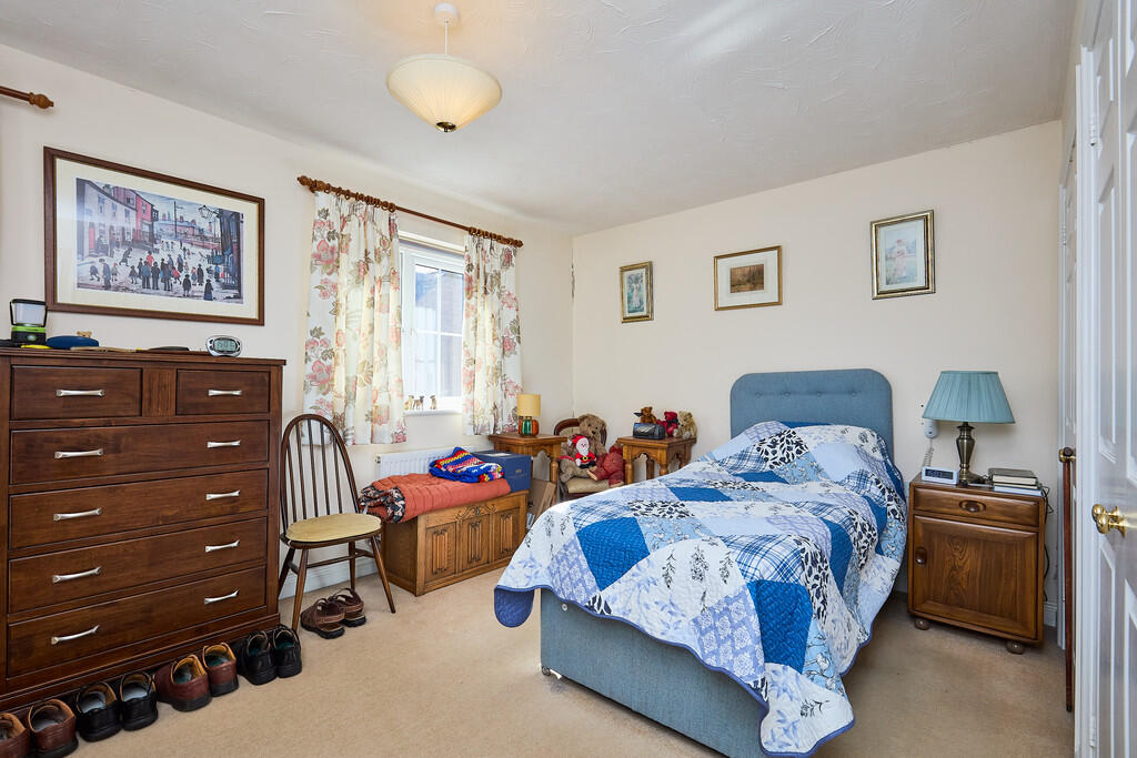 Edward Knight 202...