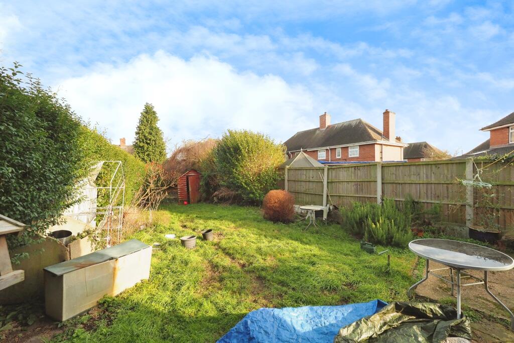 Large private rear garden
