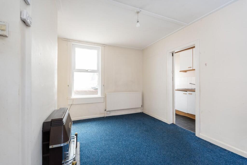 25 Highland Road, Bath BA2 1DY-6.jpg