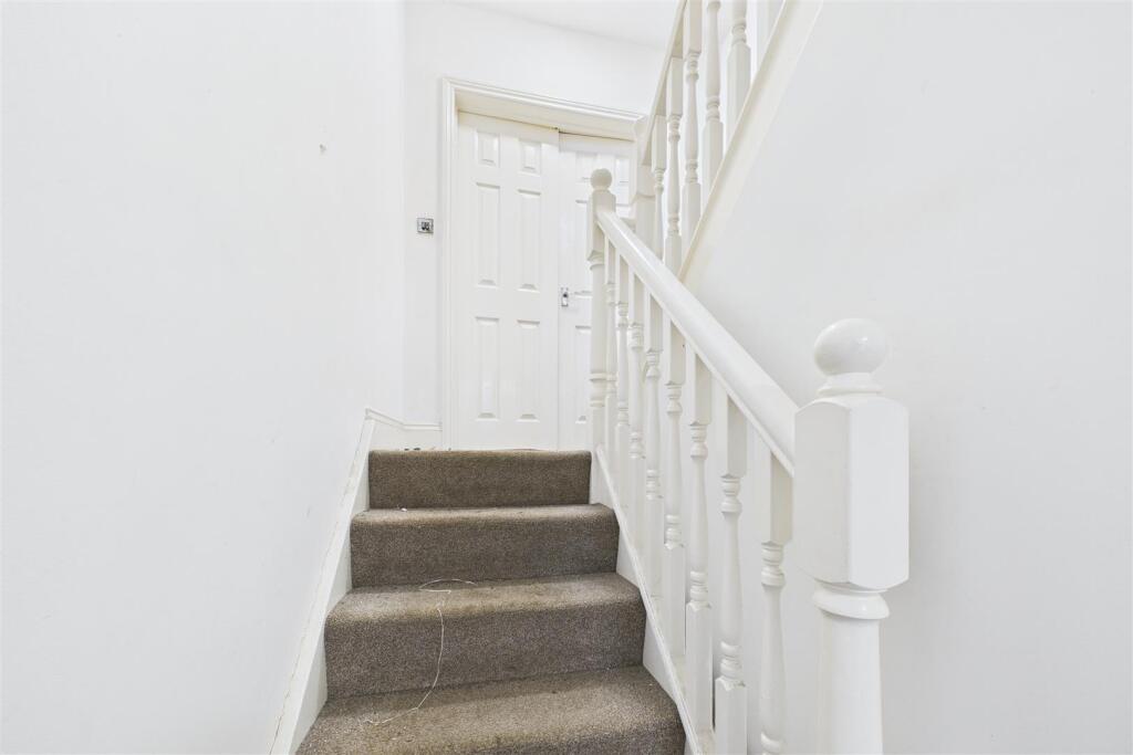 1 Coombe Brook Lane, Fishponds, Bristol BS5 7EZ | 