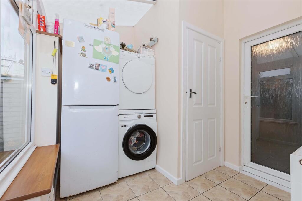 Parkfield Rd_23.jpg