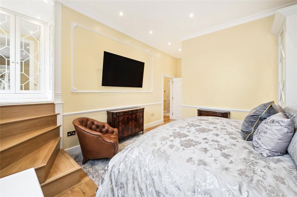 Principal Bedroom