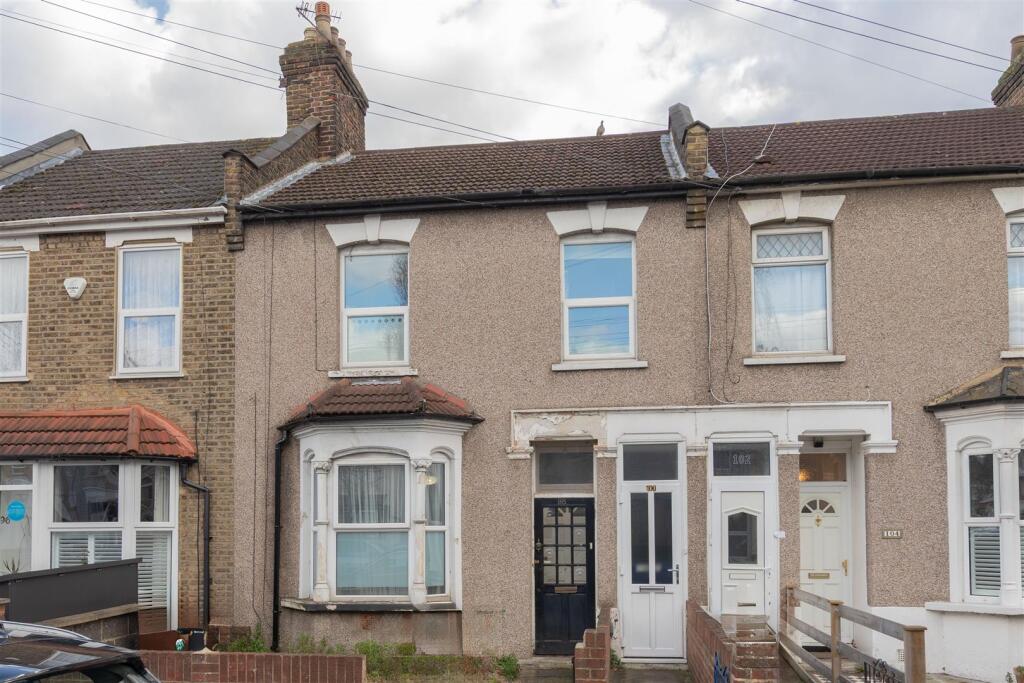 Markhouse Avenue E17