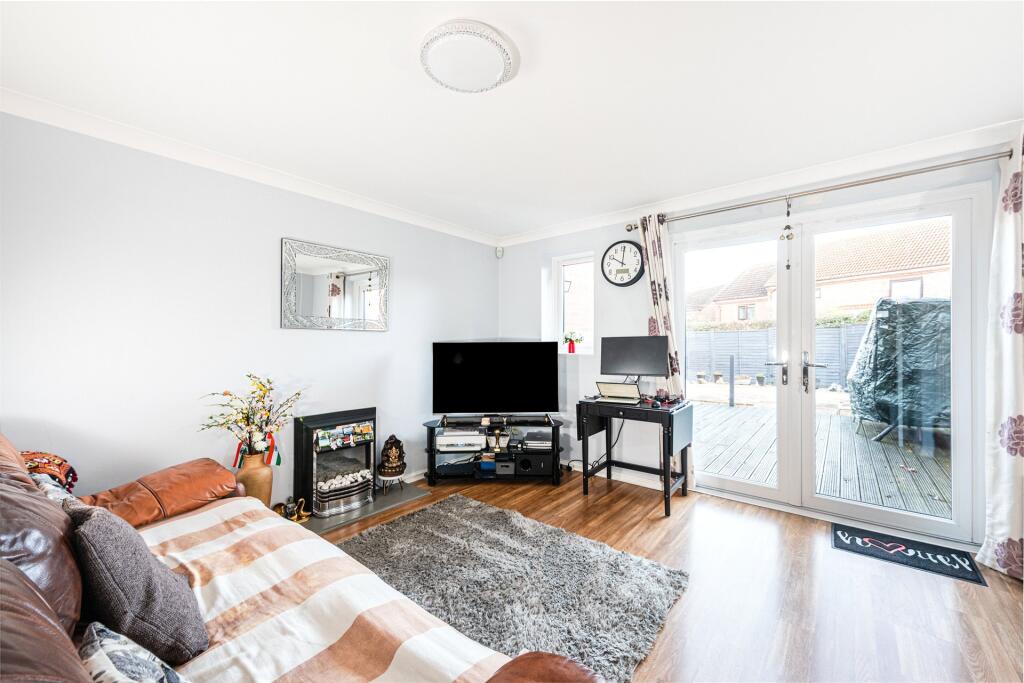 Sitting/Dining Room