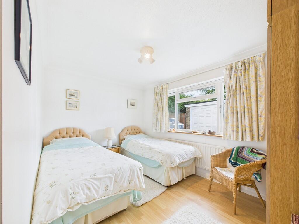 CAM04018G0-PR0260...