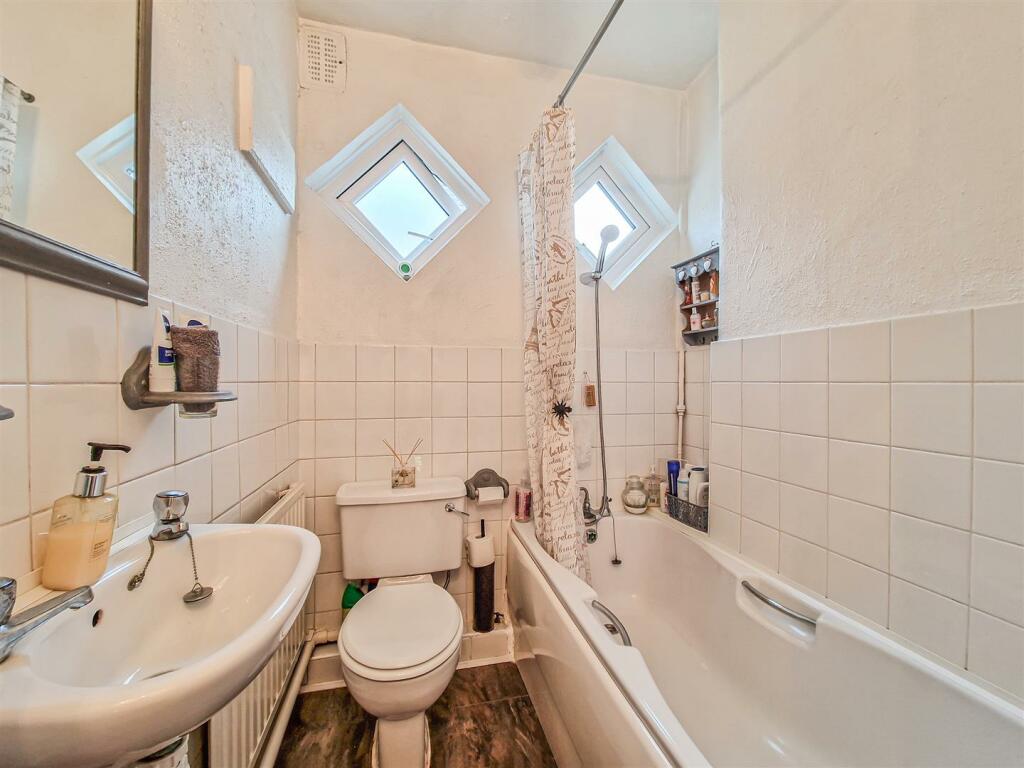 bathroom-w.c