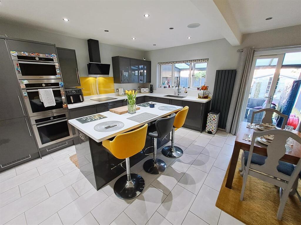 Superb Kitchen/Diner