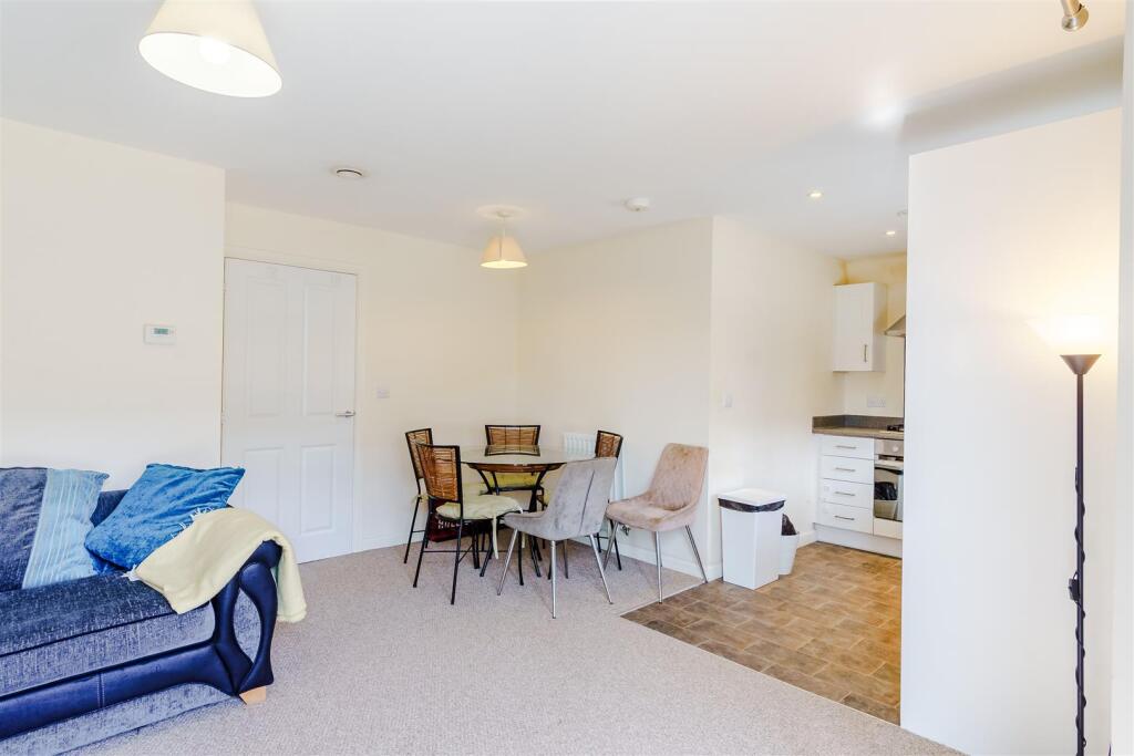 28 Charlton Blvd - Real estate photography by Phot