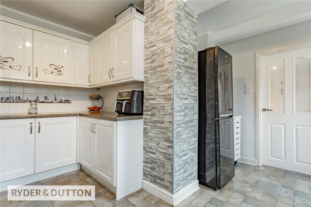 Astan Avenue, Droylsden, Manchester, Greater Manchester, M43