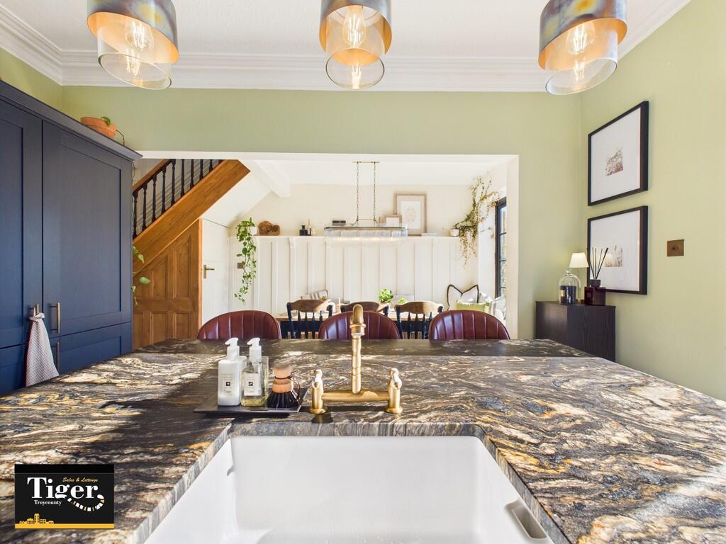 CAM03440G0-PR0391...